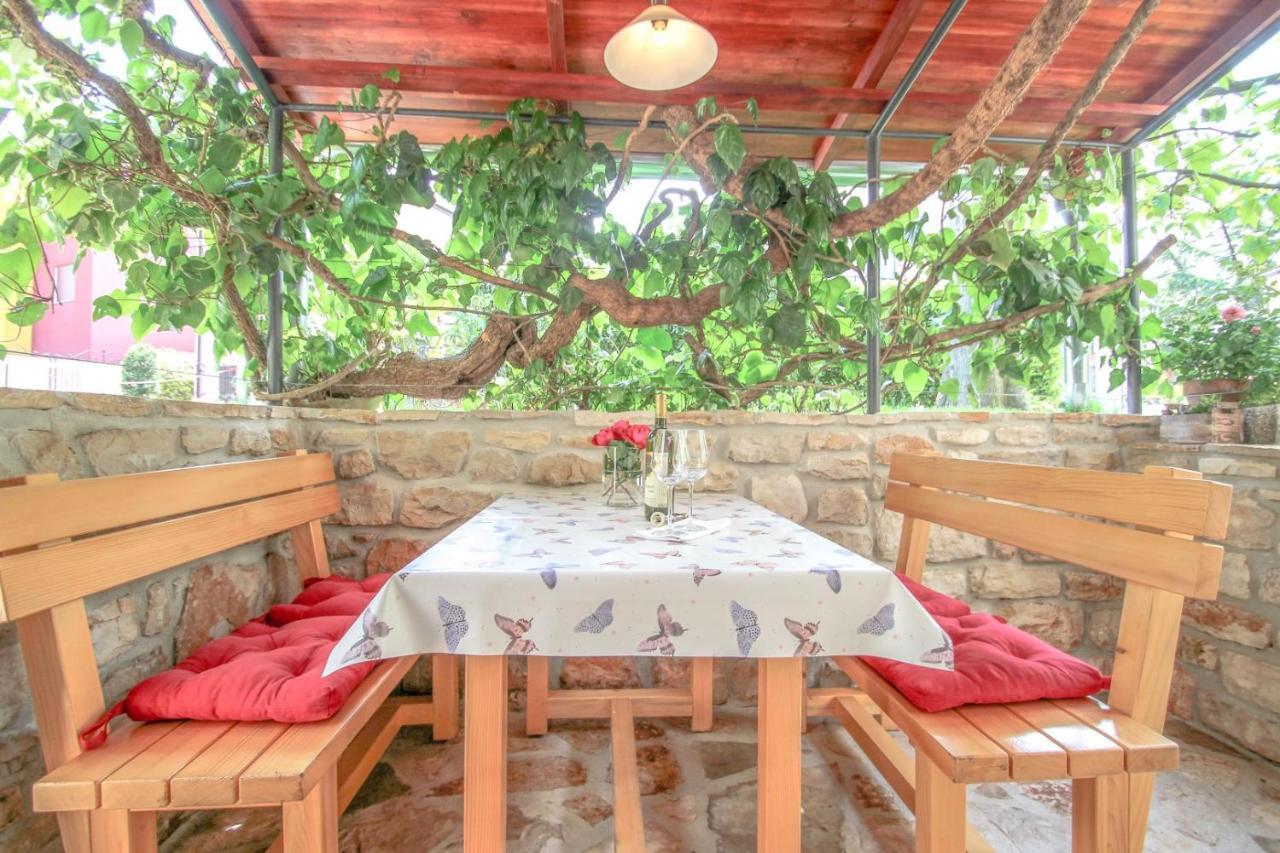 Carla Guest House Novigrad Istria エクステリア 写真