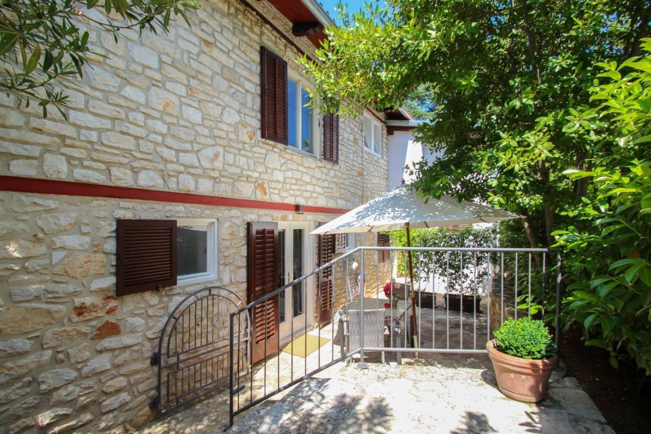Carla Guest House Novigrad Istria エクステリア 写真