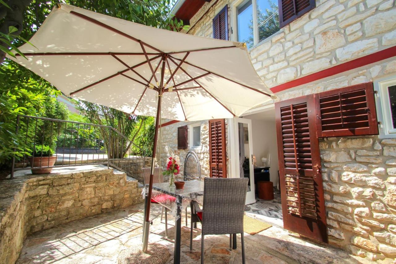 Carla Guest House Novigrad Istria エクステリア 写真