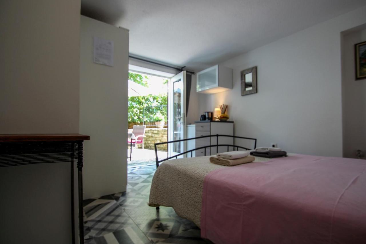 Carla Guest House Novigrad Istria エクステリア 写真