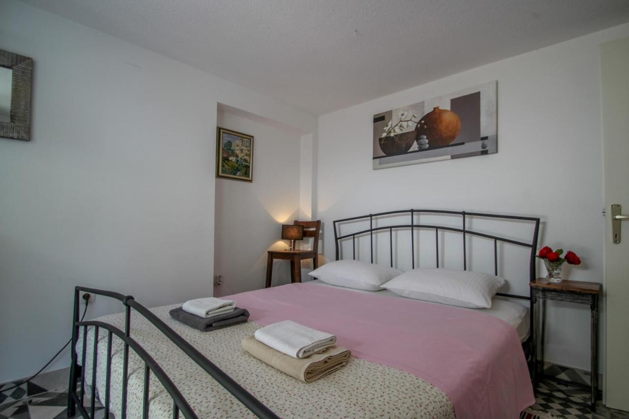 Carla Guest House Novigrad Istria エクステリア 写真